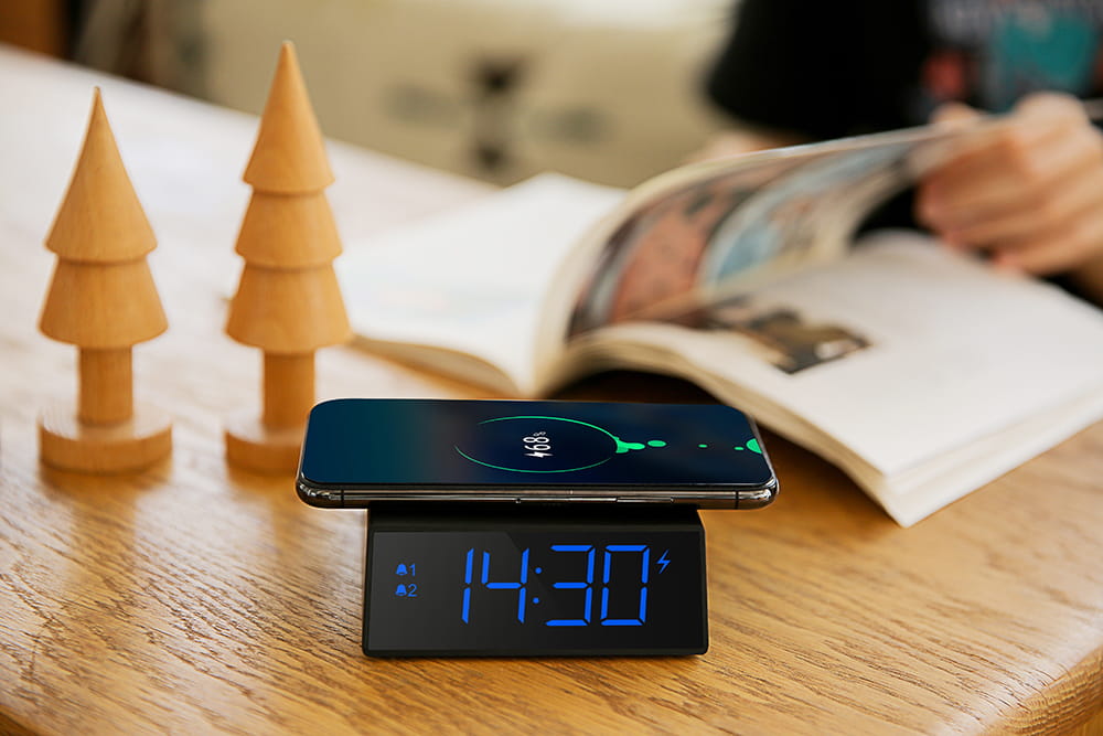  Why Choose an Alarm Clock Over a Cell Phone Alarm Clock?